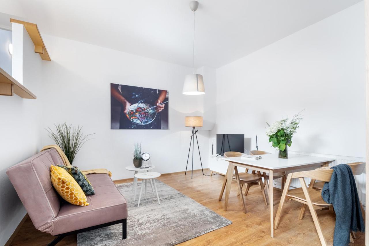 Wine & Bike City Tower Apartments Znojmo Εξωτερικό φωτογραφία