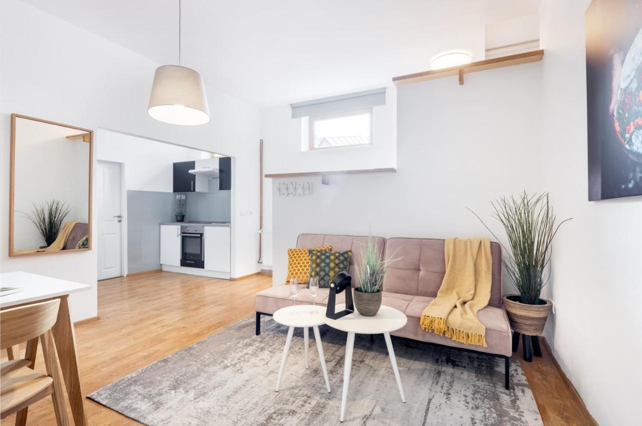Wine & Bike City Tower Apartments Znojmo Εξωτερικό φωτογραφία