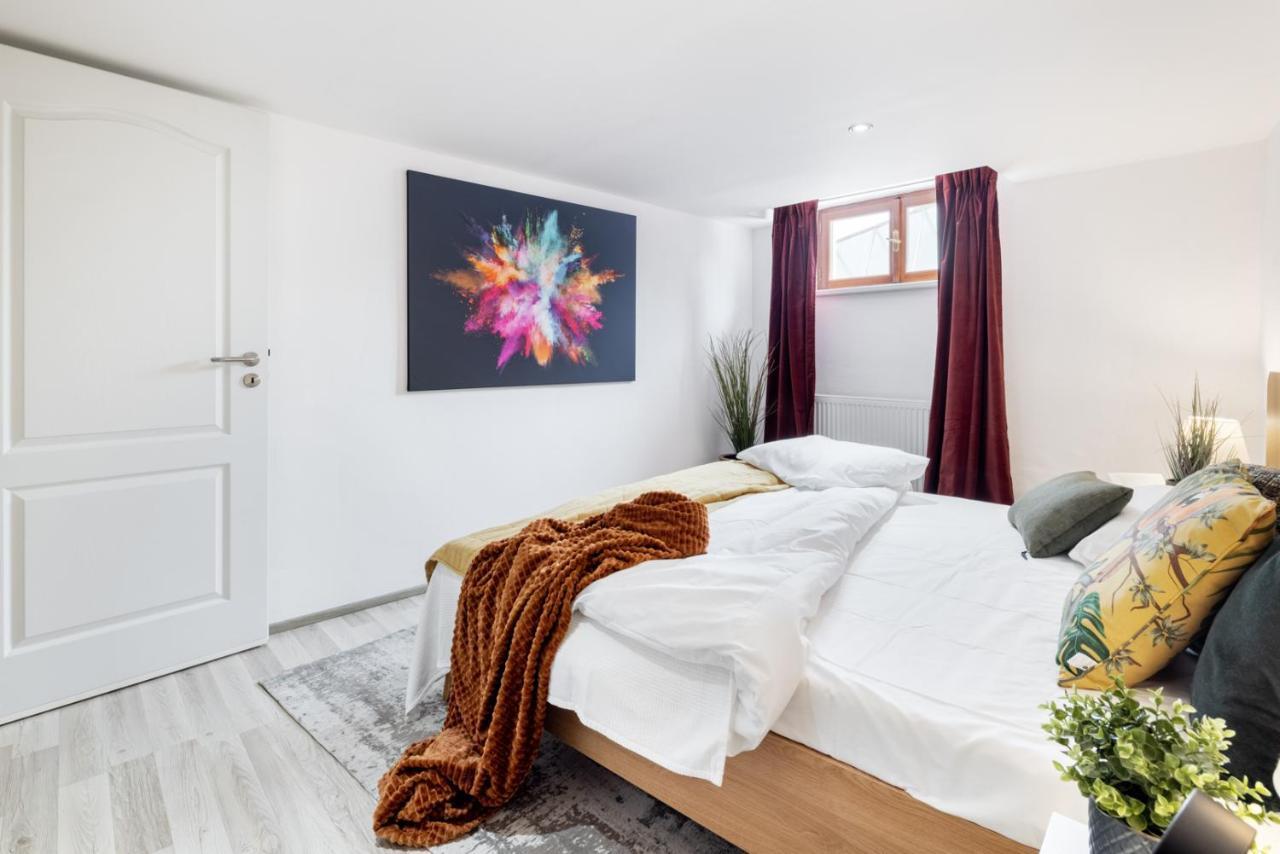 Wine & Bike City Tower Apartments Znojmo Εξωτερικό φωτογραφία