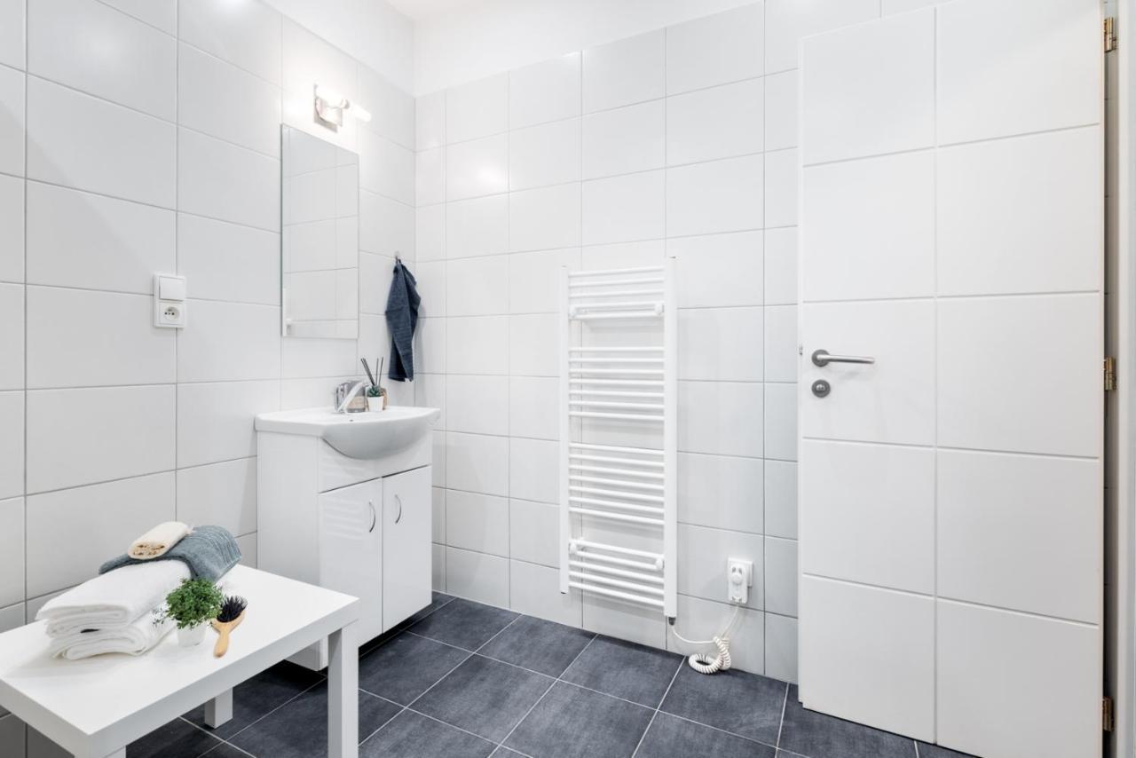 Wine & Bike City Tower Apartments Znojmo Εξωτερικό φωτογραφία