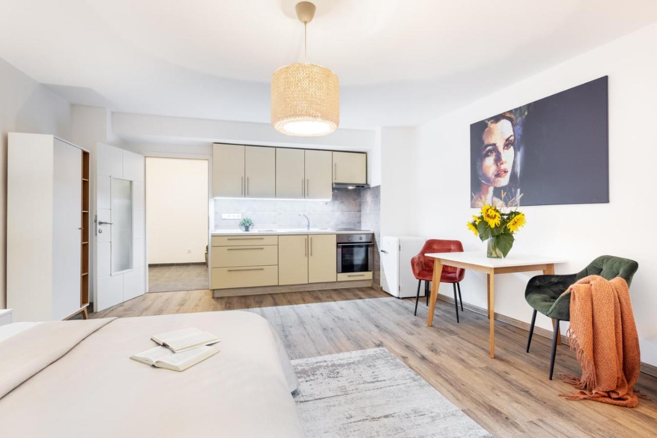 Wine & Bike City Tower Apartments Znojmo Εξωτερικό φωτογραφία