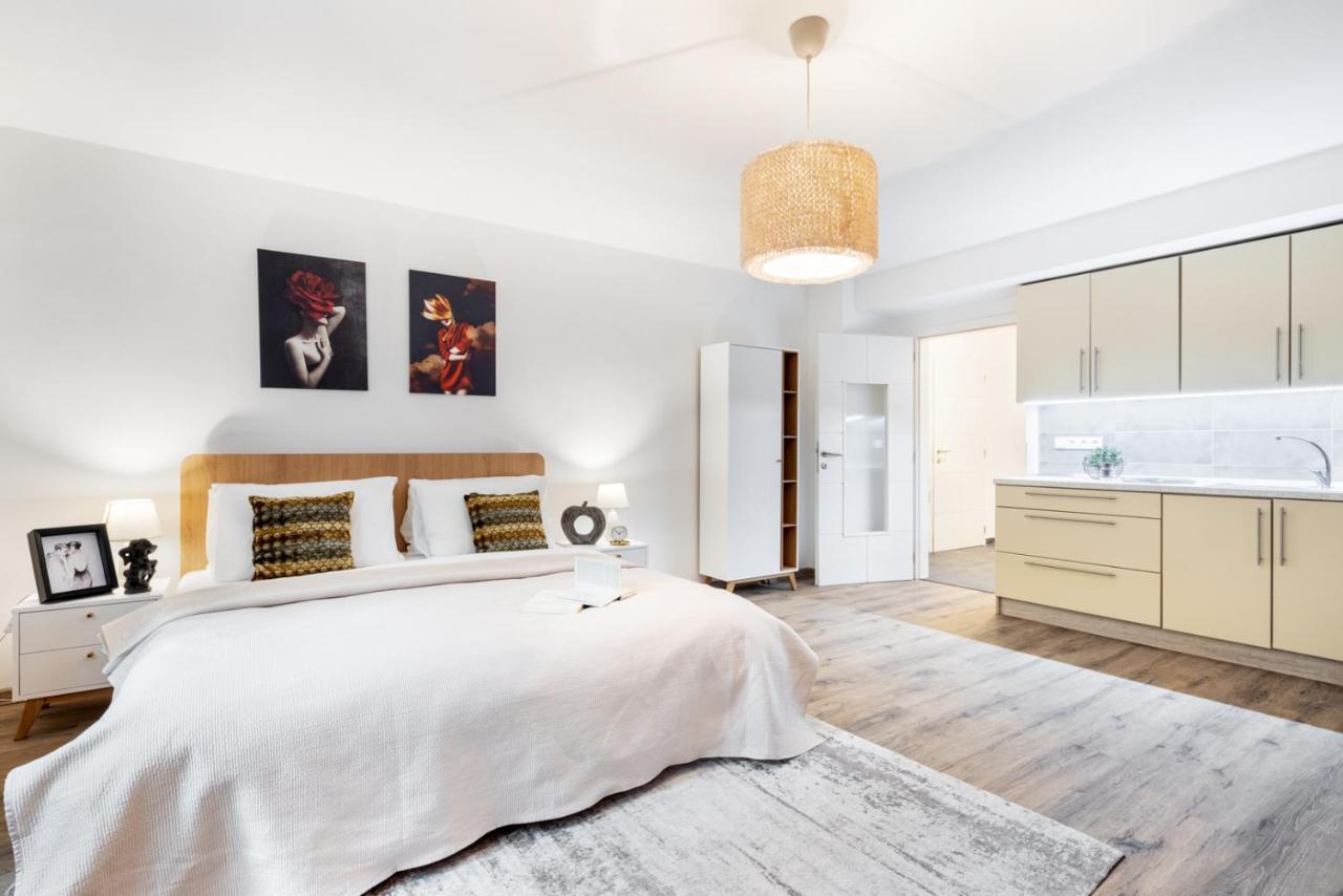 Wine & Bike City Tower Apartments Znojmo Εξωτερικό φωτογραφία