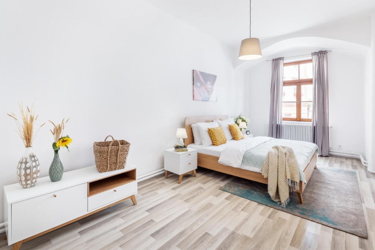 Wine & Bike City Tower Apartments Znojmo Εξωτερικό φωτογραφία