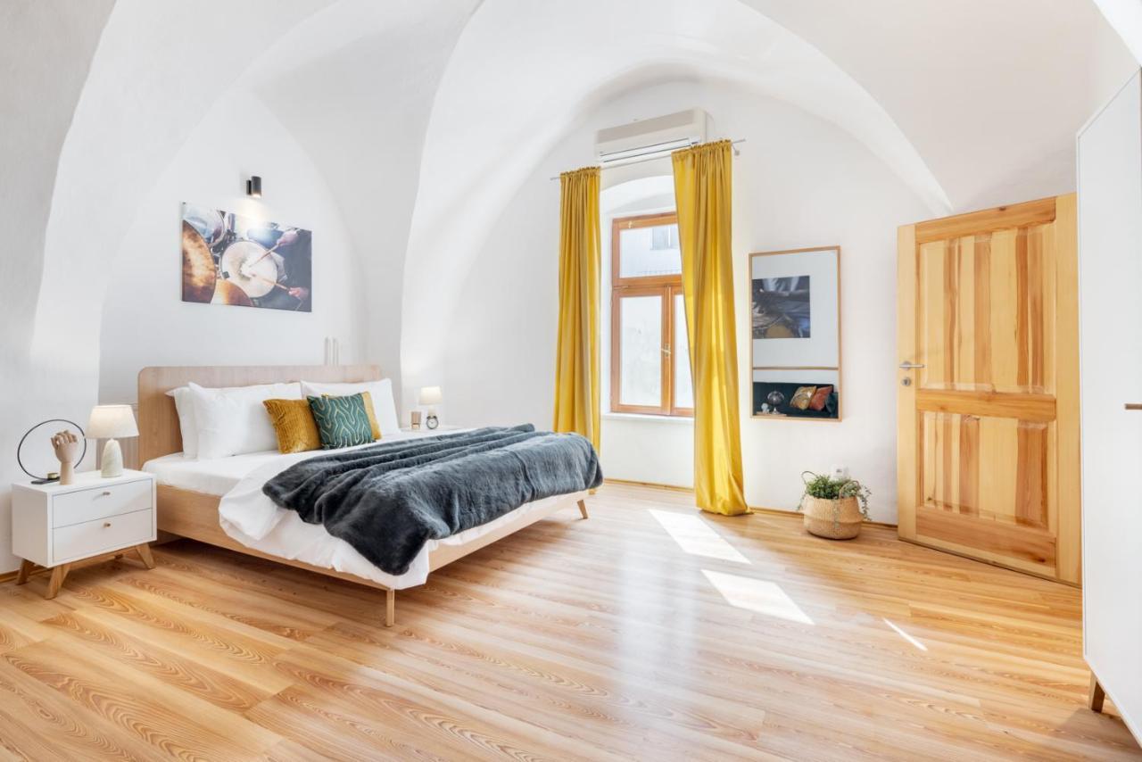 Wine & Bike City Tower Apartments Znojmo Εξωτερικό φωτογραφία