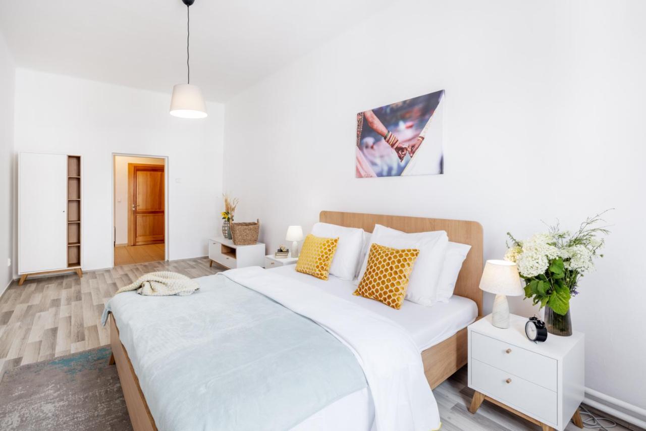 Wine & Bike City Tower Apartments Znojmo Εξωτερικό φωτογραφία