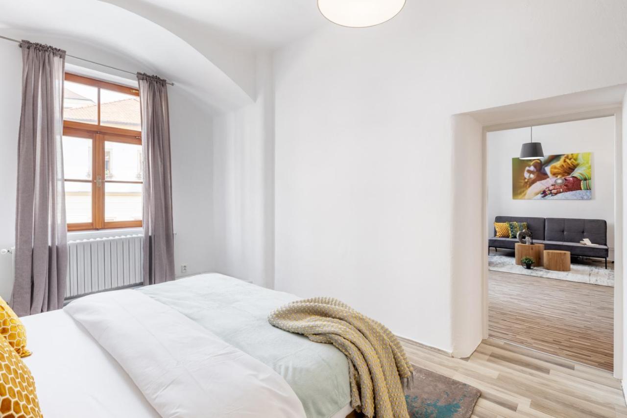 Wine & Bike City Tower Apartments Znojmo Εξωτερικό φωτογραφία