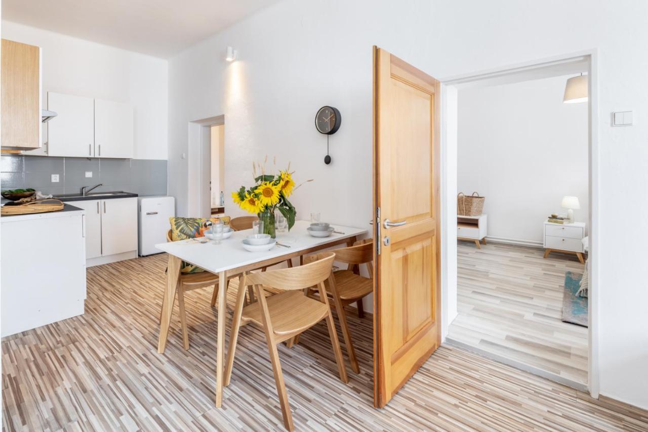 Wine & Bike City Tower Apartments Znojmo Εξωτερικό φωτογραφία